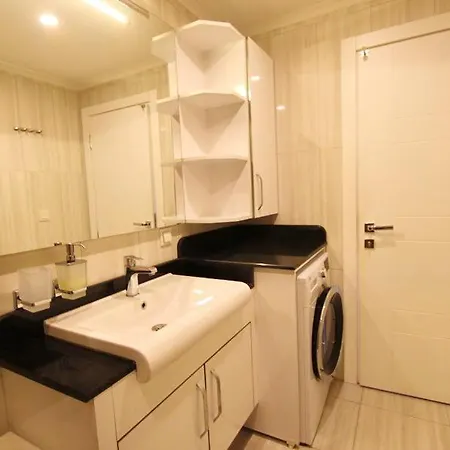 Elite Life 5 Apartment *